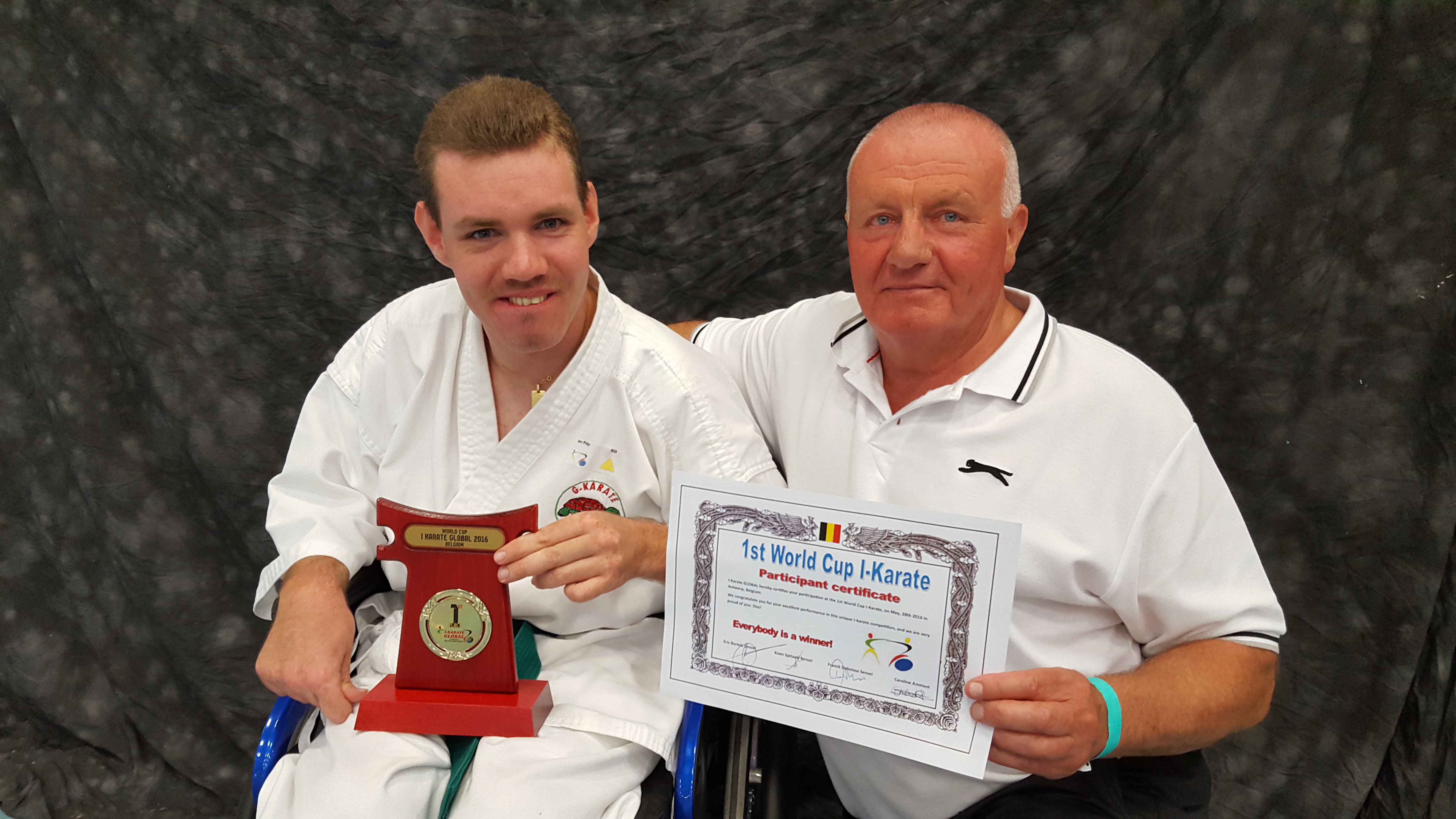 G-karateka Filip Billen krijgt trofee voor ‘Uitzonderlijke G-sportprestaties’